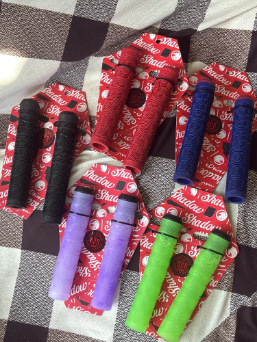 カラーグリップそろってます！