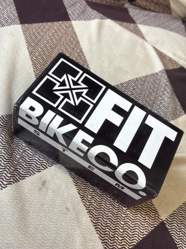 数少ない、GOLDカラーのステム入荷！