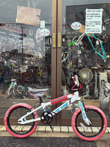 こんなお洒落なキッズバイクはいかがでしょう？