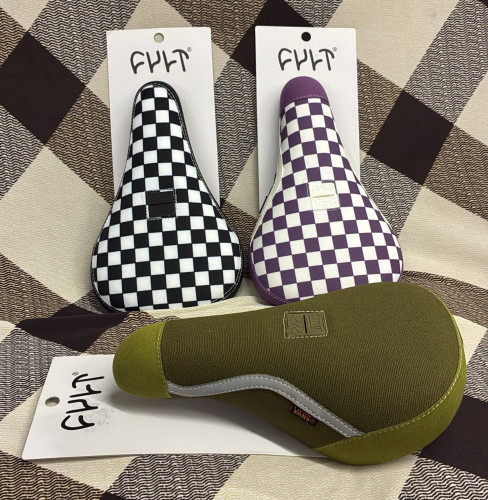 【CULT】より、【VANS】ファン必見のコラボシート再入荷！