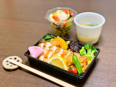 ◆匠美鶏弁当(カツorガーリックソテーor照り焼き)
