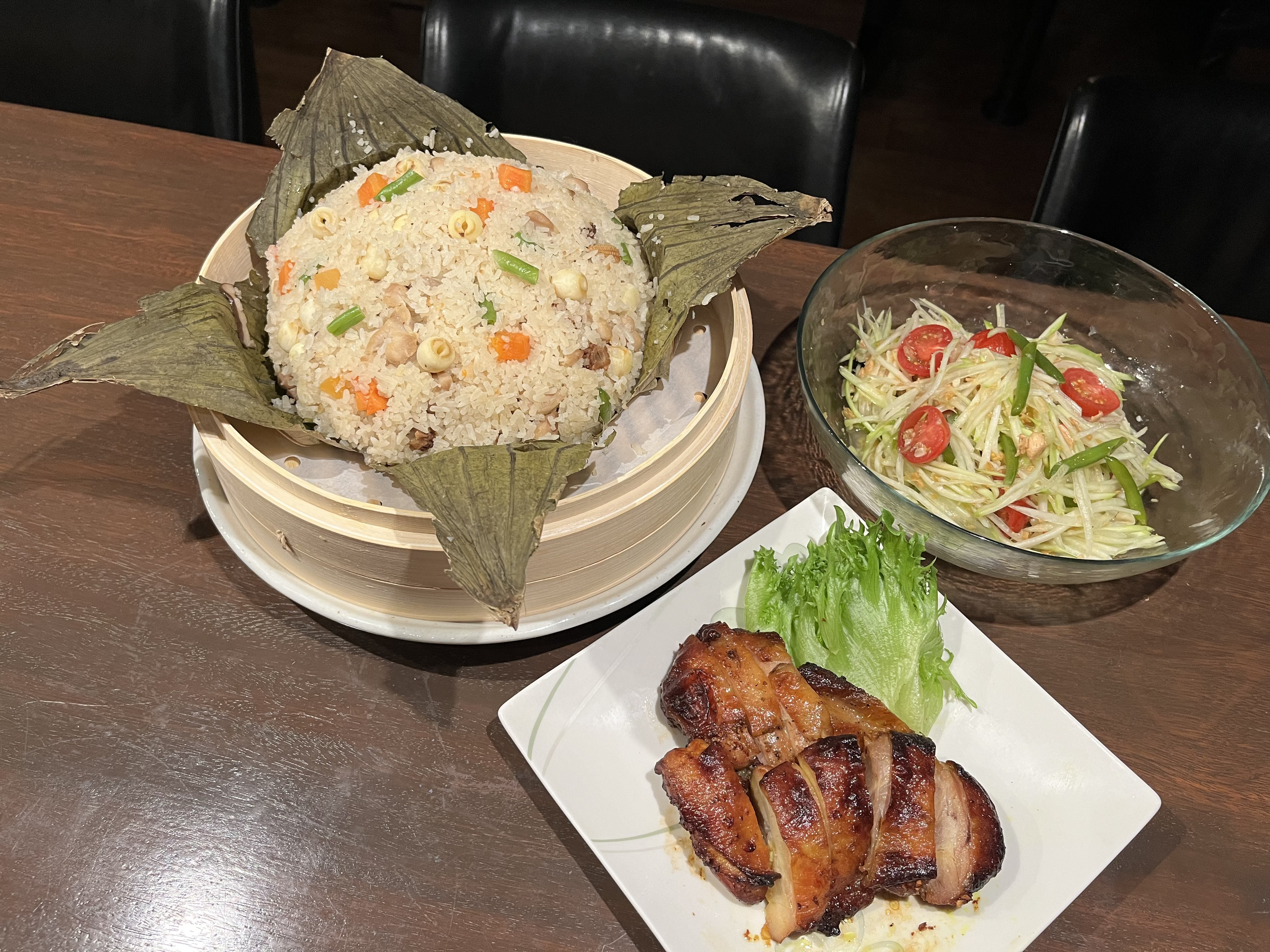 《コース料理ご予約承ります》