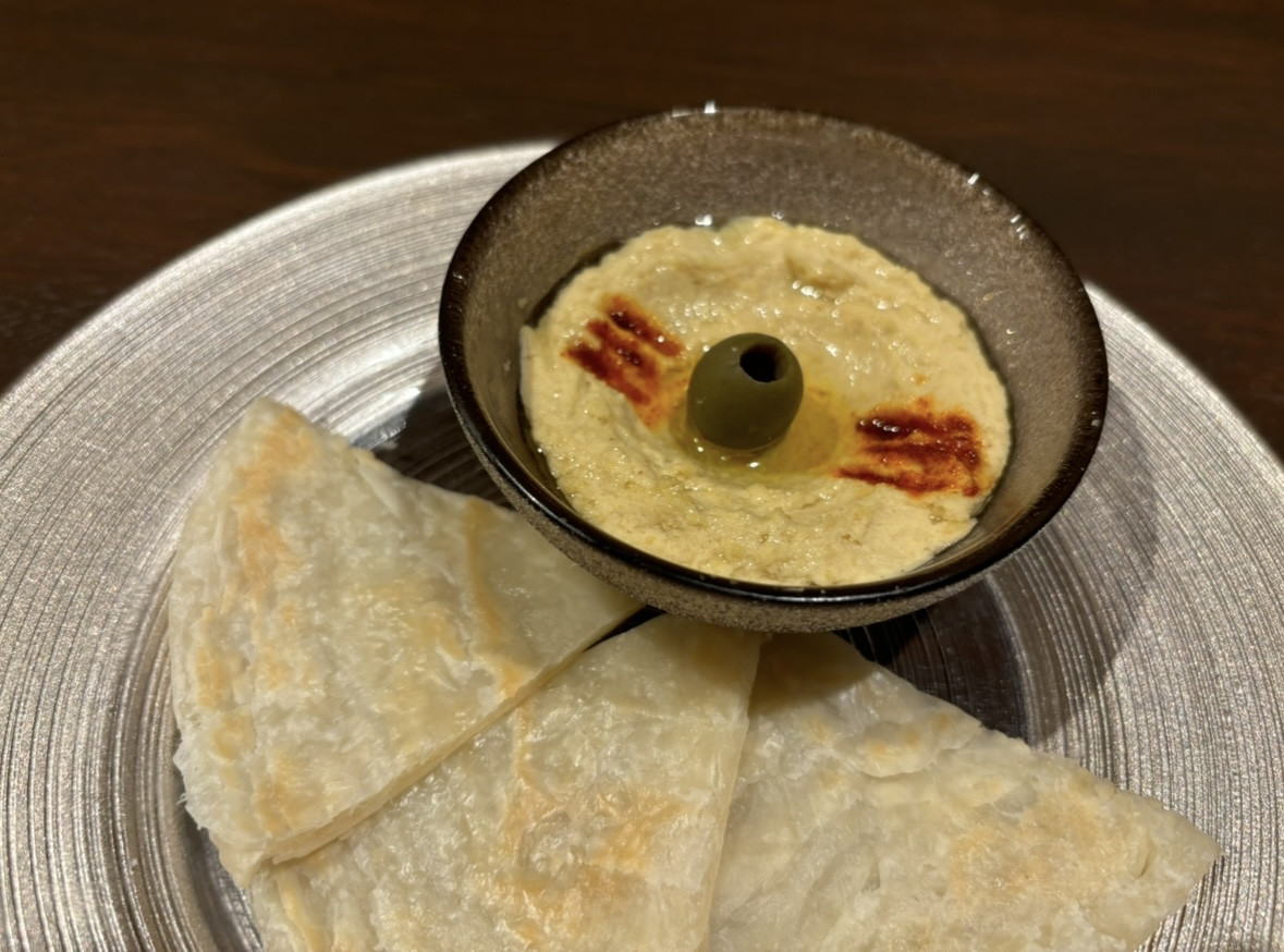 『フムス』（ヒヨコ豆のペースト）