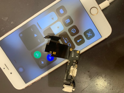 iPhone6spのドックコネクターの修理