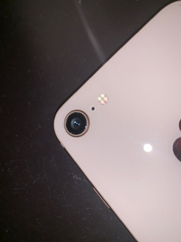 iphone8のカメラレンズを修理！！