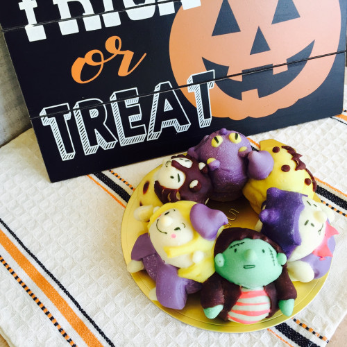 今年もハロウィンちぎりパンの予約販売を開始しました