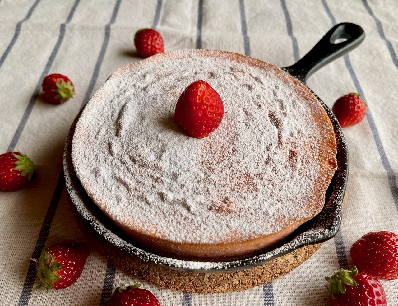 春のスイーツ② いちごのスフレパンケーキ