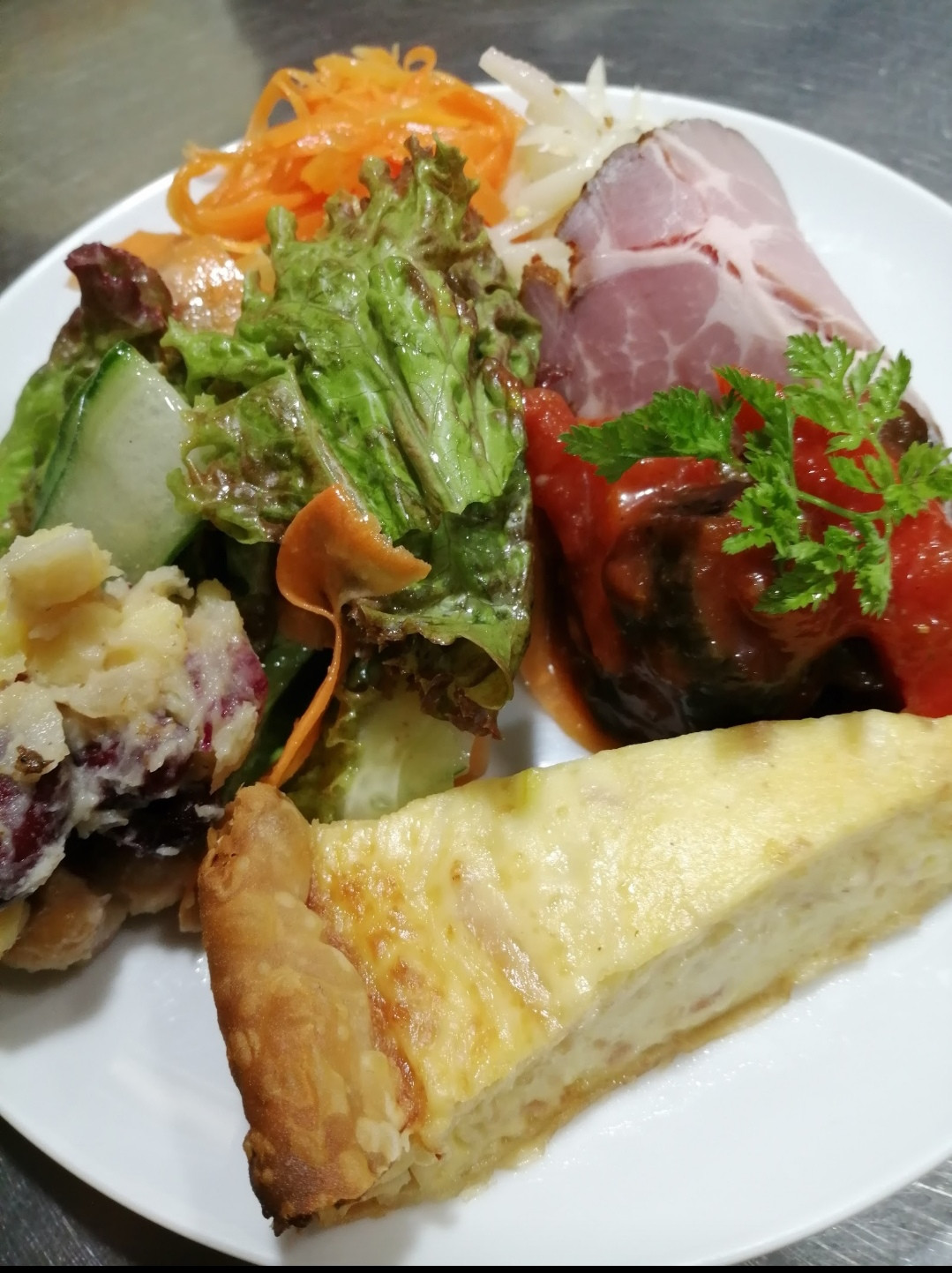 キッシュ付きランチ