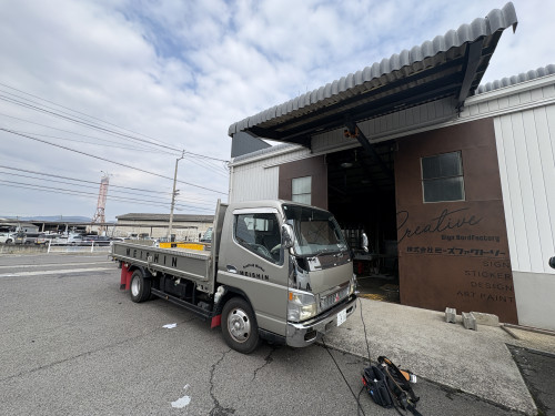 トラックステッカー