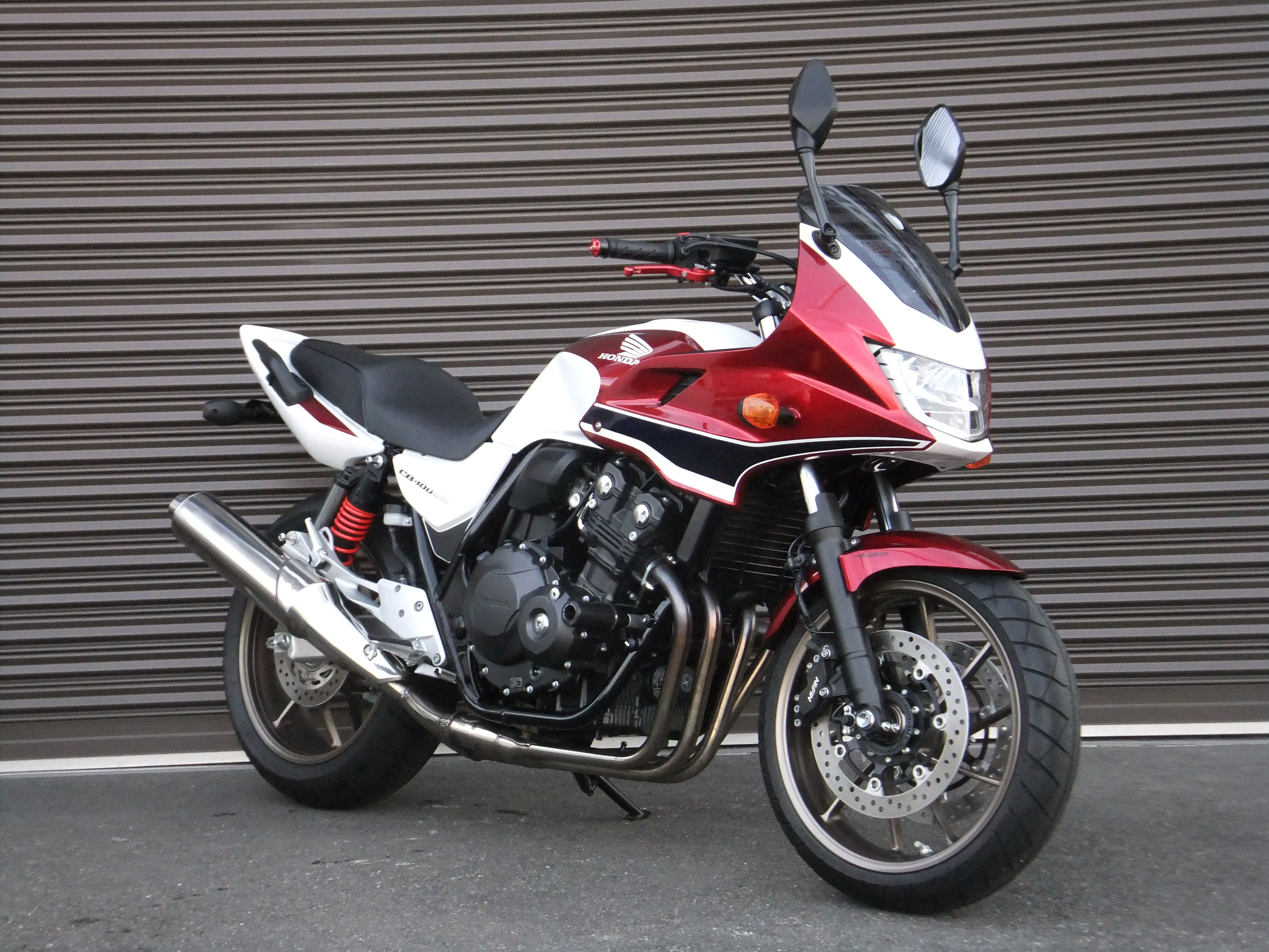CB400SBの中古車が入荷しました。