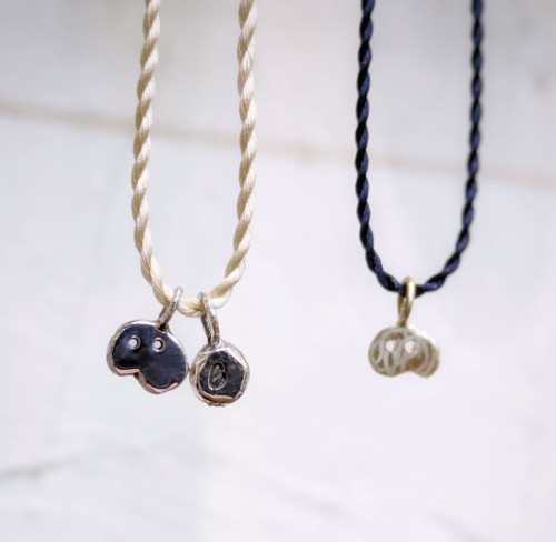 🫧AMUとイニシャルネックレス🫧