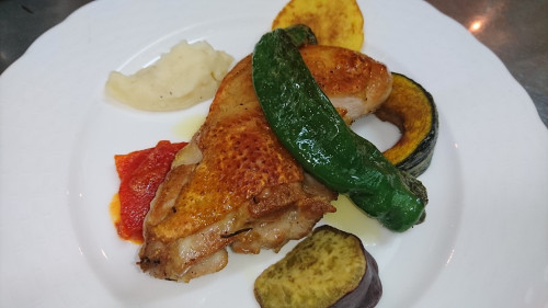 【夜のお料理】阿波尾鶏のオーブン焼き