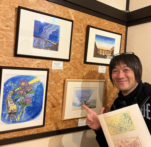 9日(水)は、イラスト原画展開催中につき12:00〜16:00の間営業します🎵