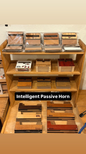 DIYウクレレ展開催中です