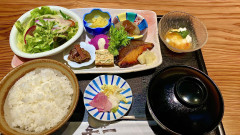 与一和んぷれーと膳　ヤシオマスの西京焼き