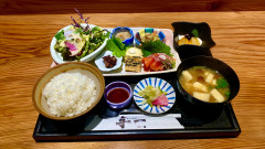 与一和ンプレート膳 ヤシオマスのお刺身