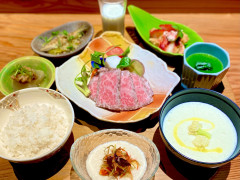 なすべん(予約可／限定10食)