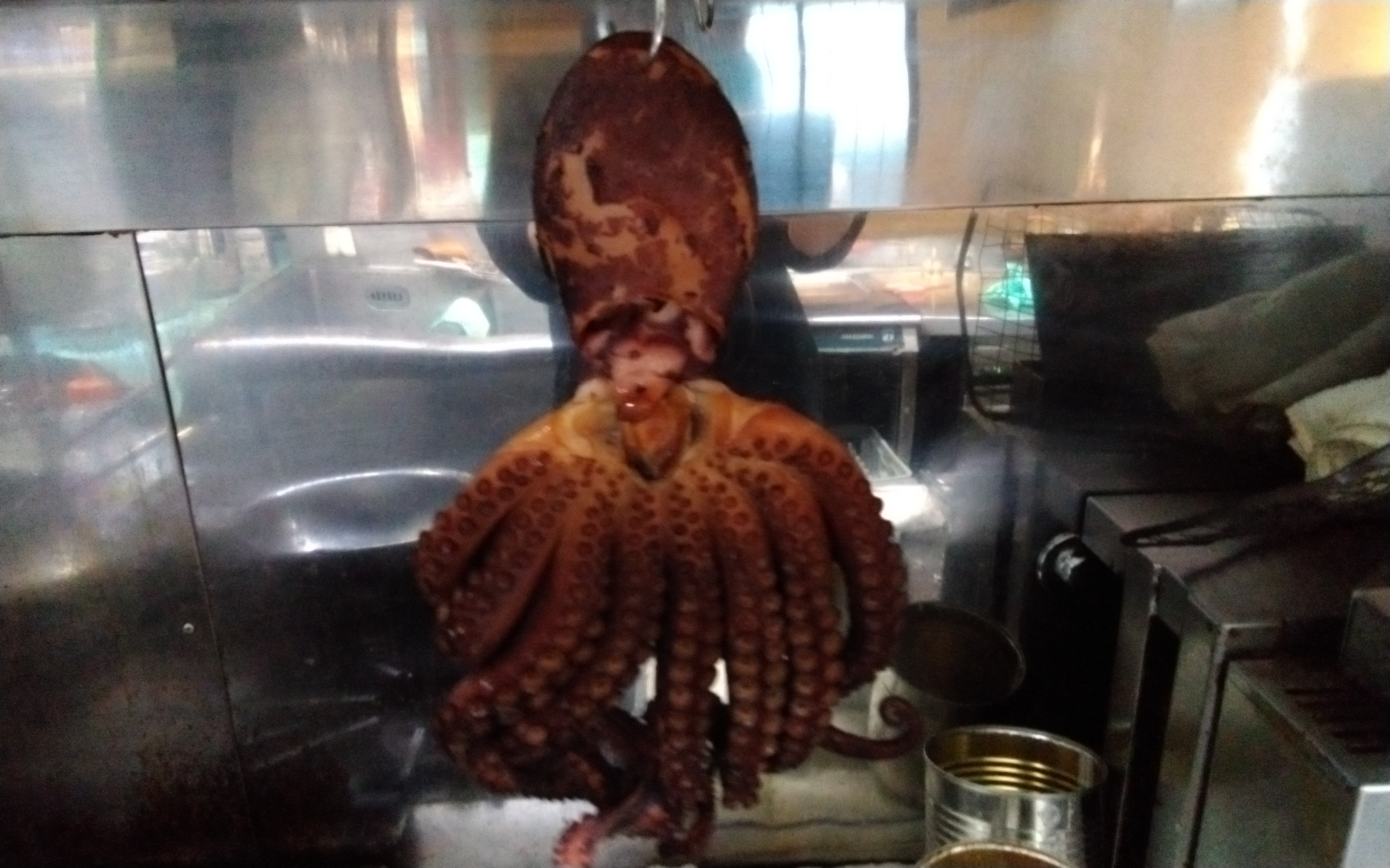 礼文島産真蛸の燻製　…　其の四