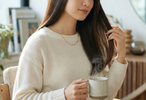 🌿 4月中旬。ふと鏡を見て、自分を整える。