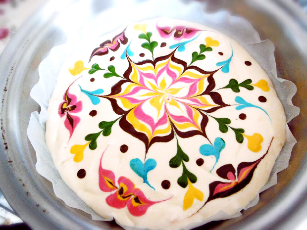 Tomoko's Happy Deco 誰もが「優しい気持ち」になれる、愛と魔法のケーキです。お子様でも簡単に作れます。
