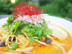 ぷりぷり麺で旨辛 『トムヤムクリームパスタ』
