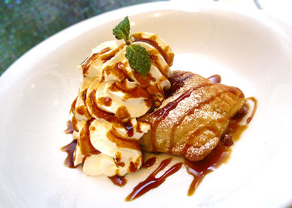 紅玉りんごの自家製アップルパイアラモード