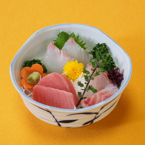 豊洲で仕入れた魚