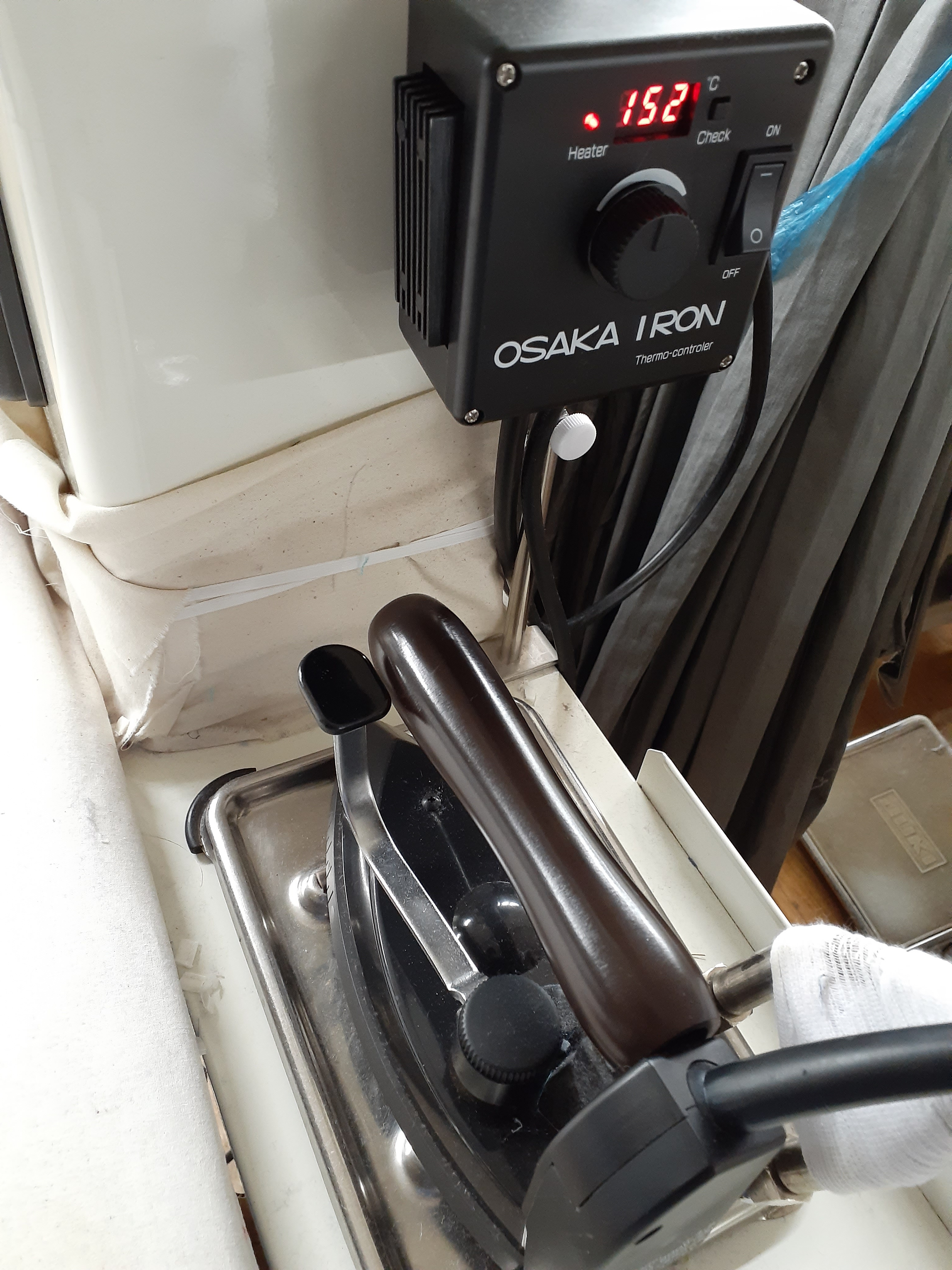 サーフアイロン。