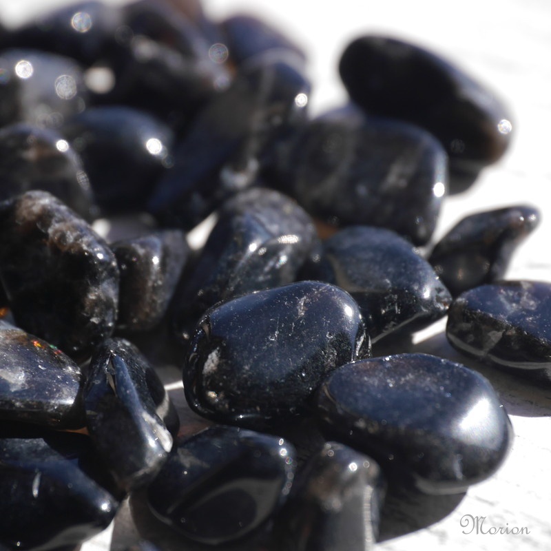 天然石モリオン(チベット産)約30g分約7～20mm大きめさざれ石詰合せ 穴なし 黒水晶