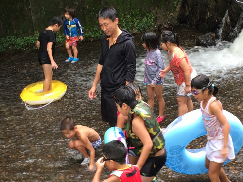 夏）川遊び