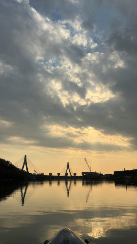 月曜日火曜日お休み