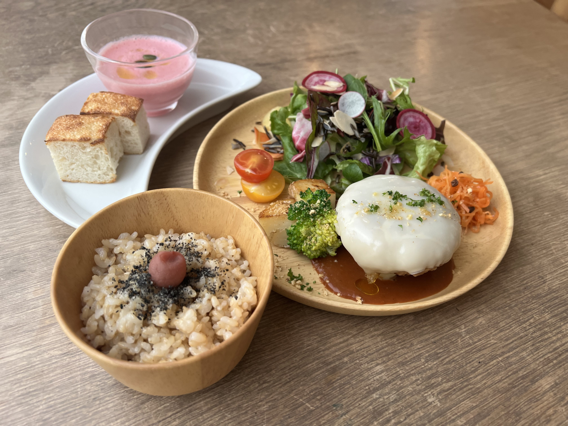 2/4からのランチ