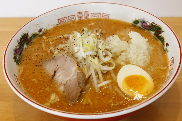 季節限定★とんこつ味噌ラーメンVer.2 830円