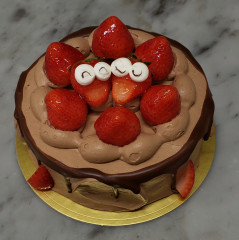 生チョコ苺ショート(画像は15cm)