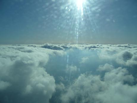 2008.12.福岡上空、雲の上.JPG