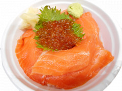 サーモンいくら丼.png
