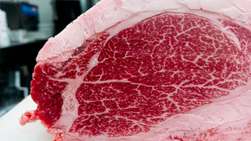 銘柄和牛「静岡そだち」フィレ肉入荷いたしました。