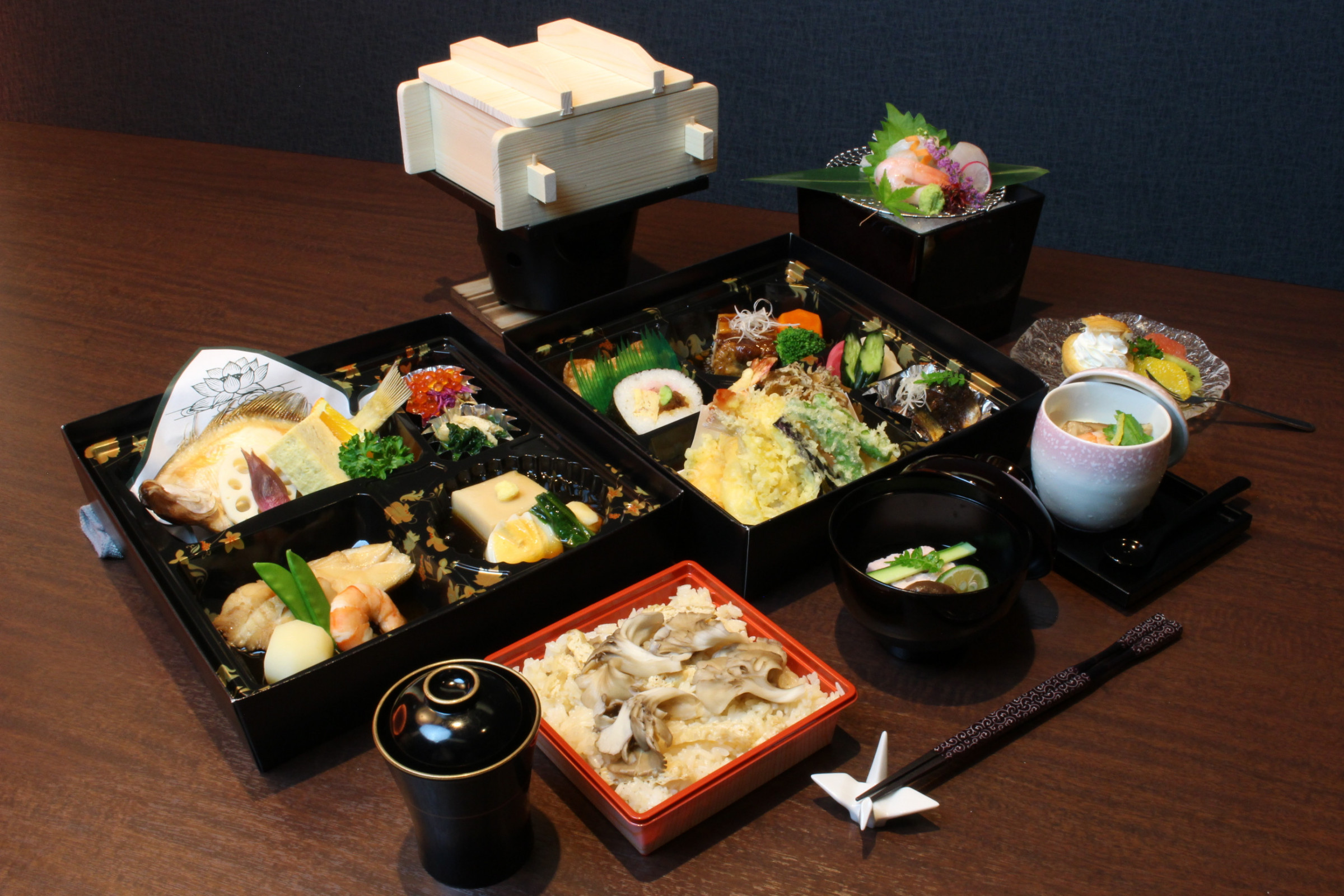 御法要膳　3300円から承っております。