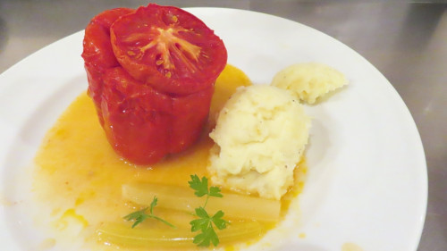 【blog】 Serbian Night Vol.80《Punjene Parprike(パプリカの肉詰め)とBaklava(バクラヴァ)で、がっつりランチ&ブランチ》