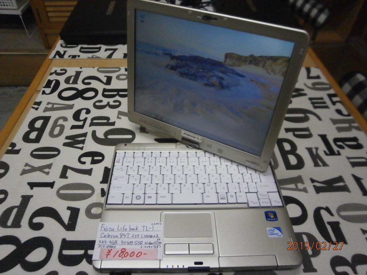 Fujitu Lifebook TL-1 Celeron847 1.10GHZ×２ メモリー 4GB 30GB SSD Windows10Pro 64bit 