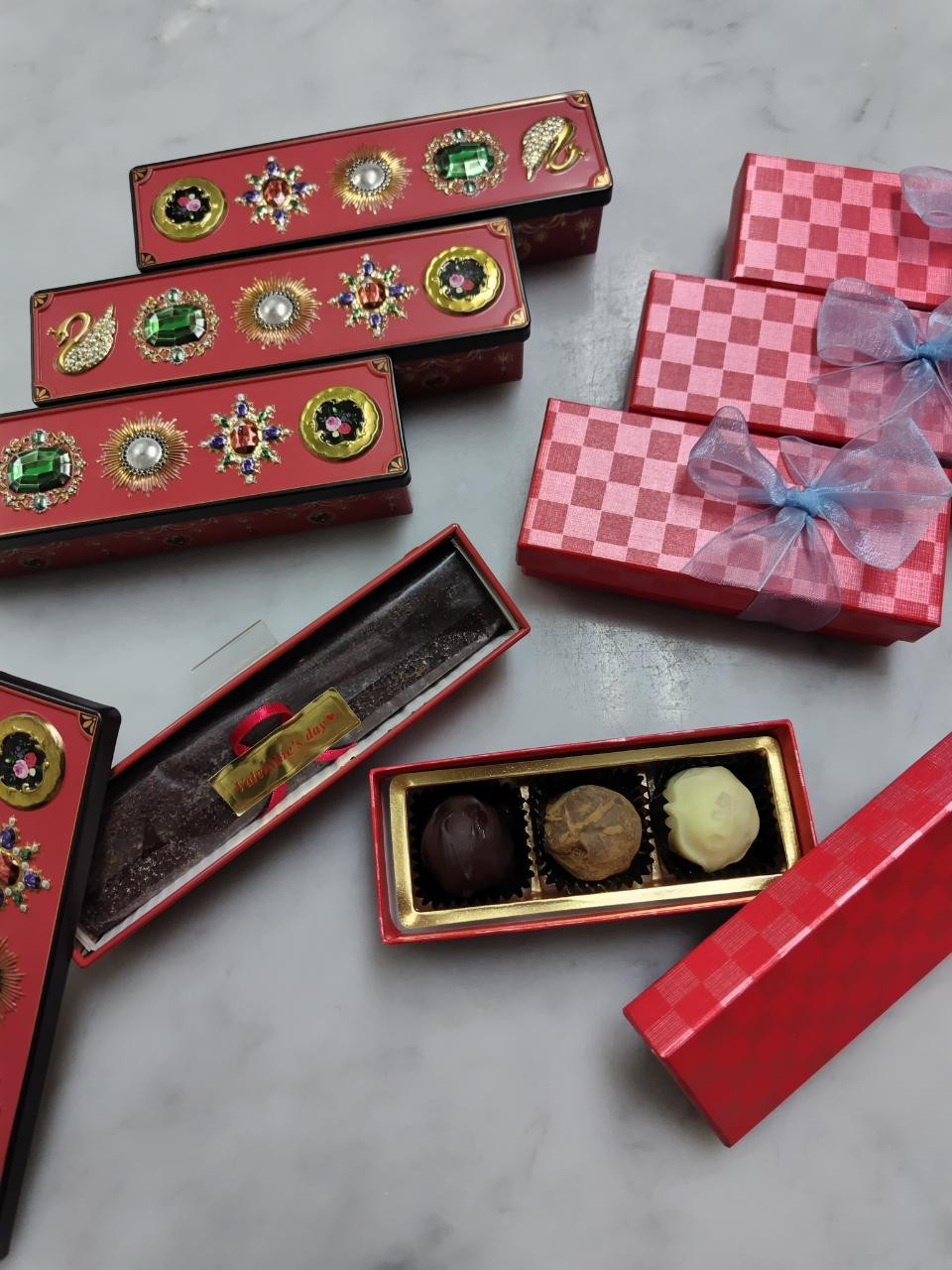 バレンタインチョコ　販売中