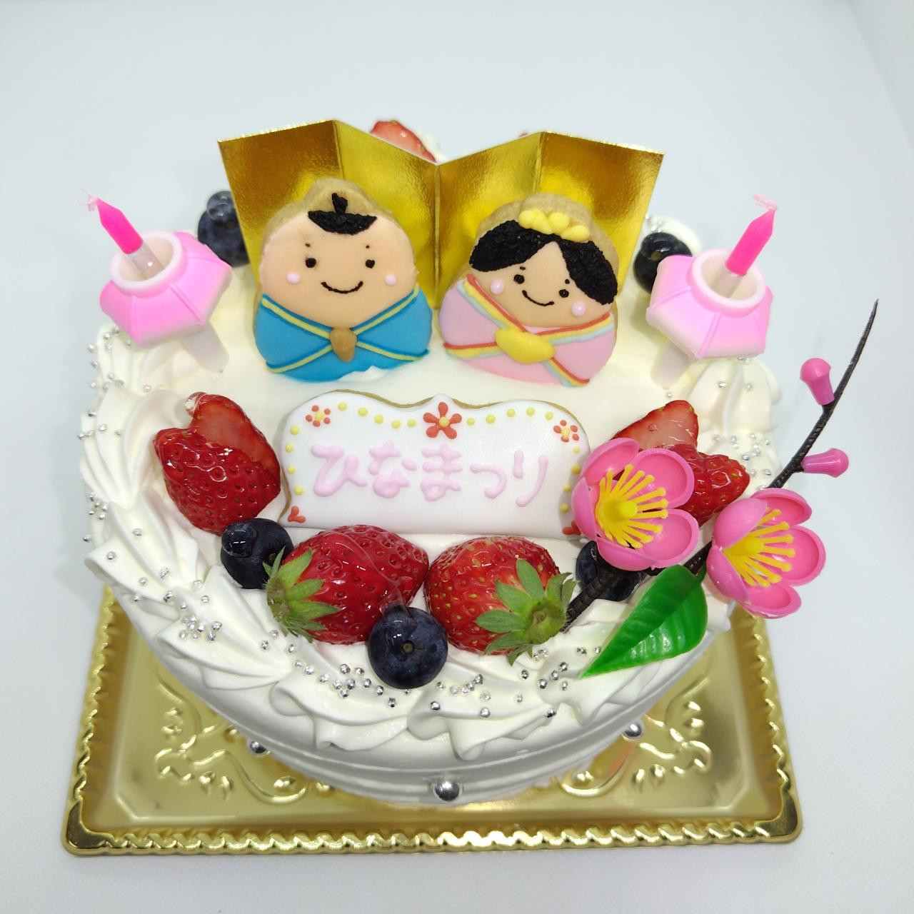 ひな祭りケーキ　予約受付中