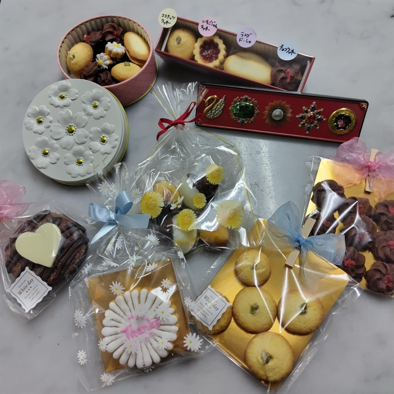 ホワイトデーのギフト　販売中