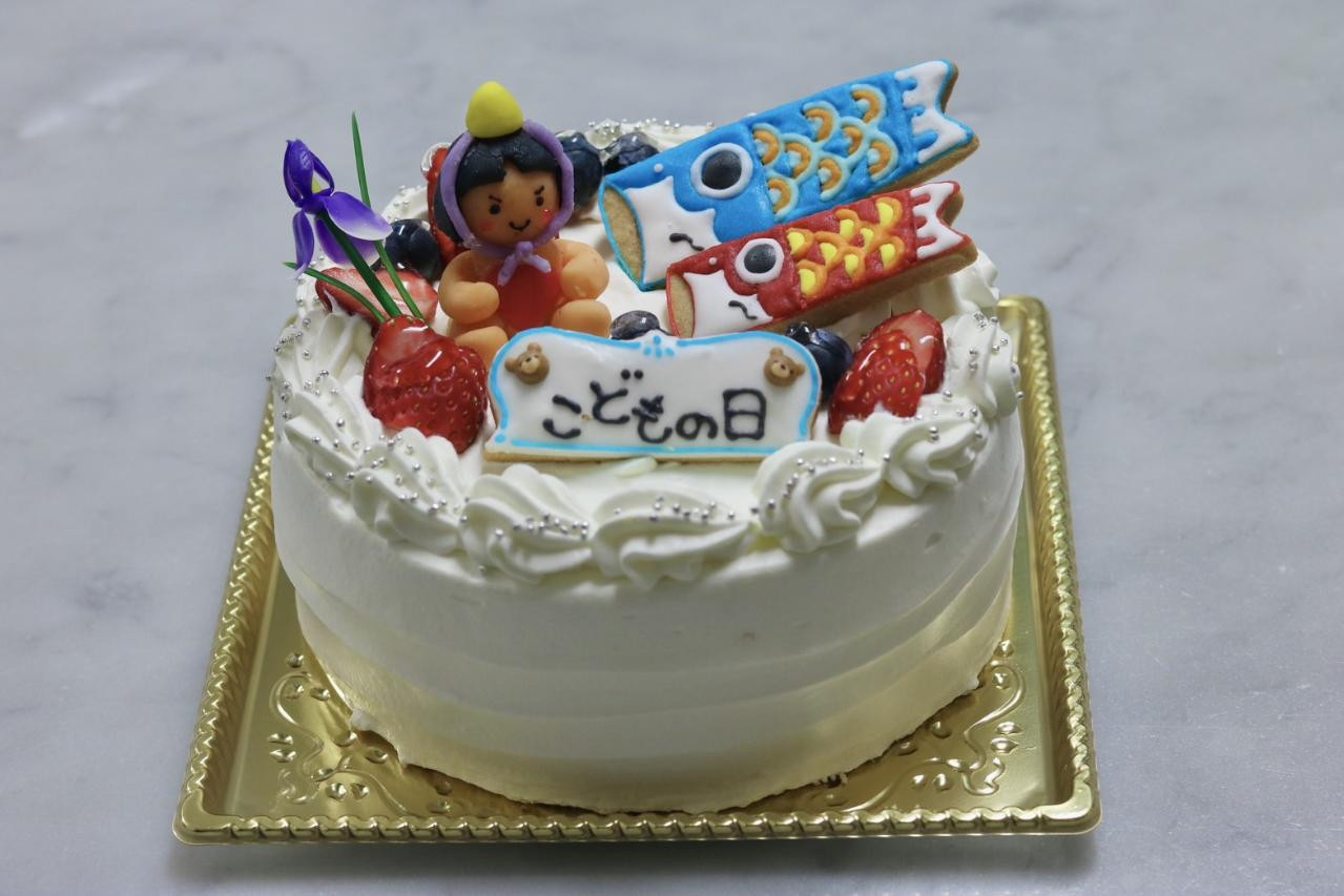 こどもの日ケーキ　予約受付中
