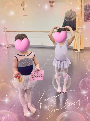 幼児クラス　出席カードがいっぱいになったご褒美のクマさんマドレーヌと一緒に