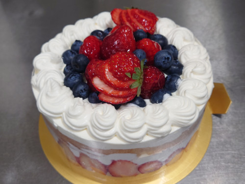 いちごのバースデーケーキ