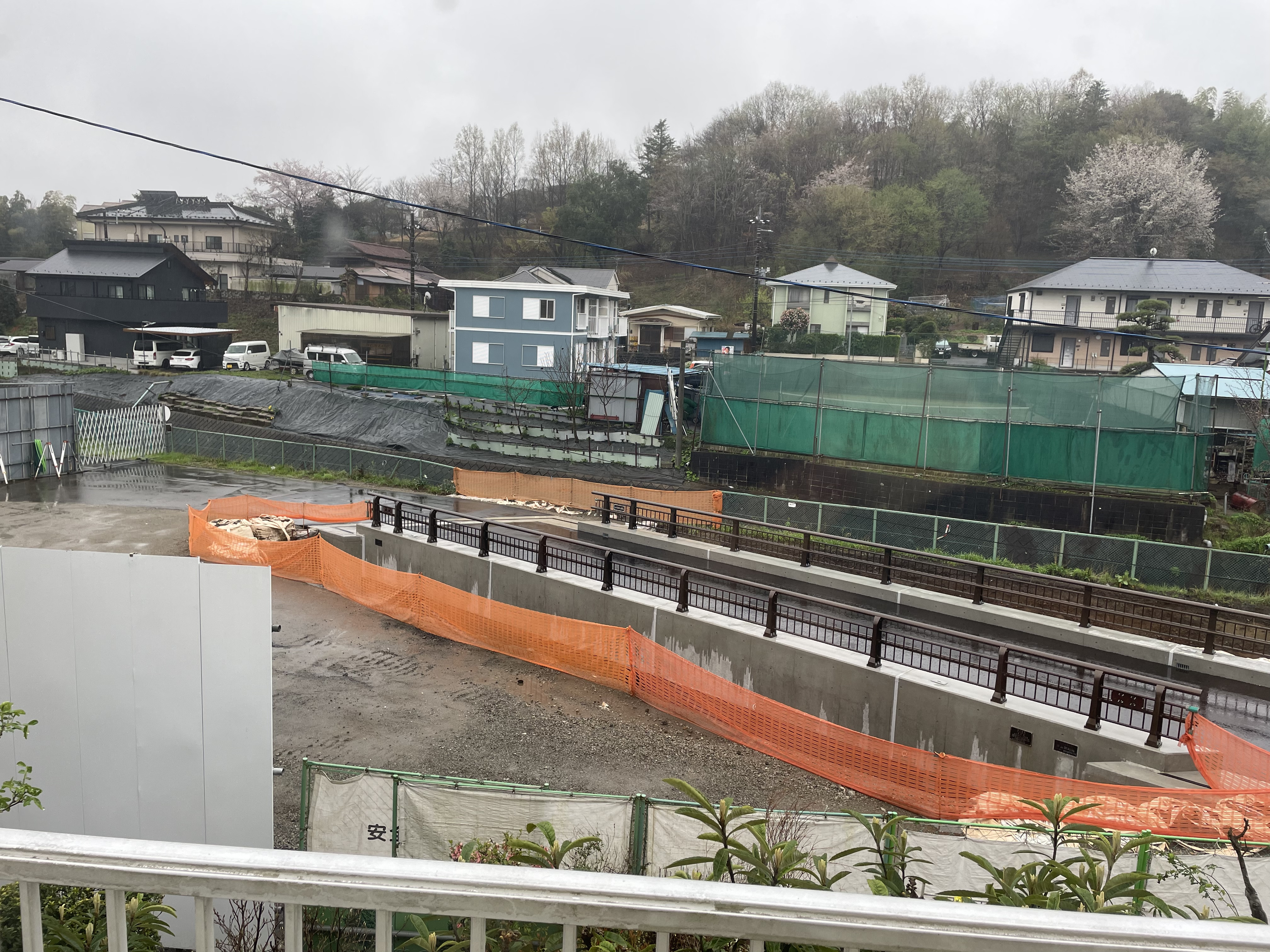 うさこんち前の工事