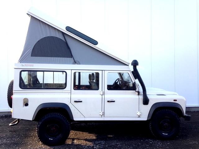 Land Rover Defender TD4, Modified Roof for Camping