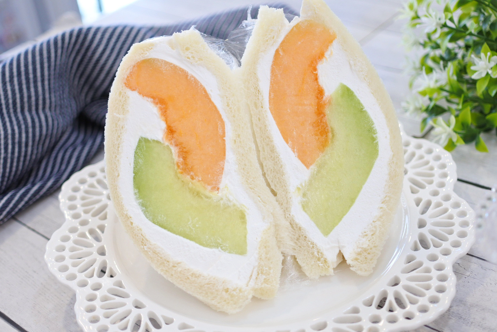 2種のメロン食べ比べサンドイッチ🍈✨