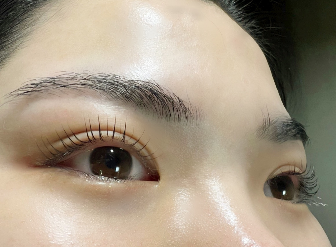 まつげで印象が変わります。